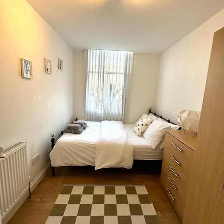 1 Bed Flat London A Step To Emirates Stadium Esterno foto