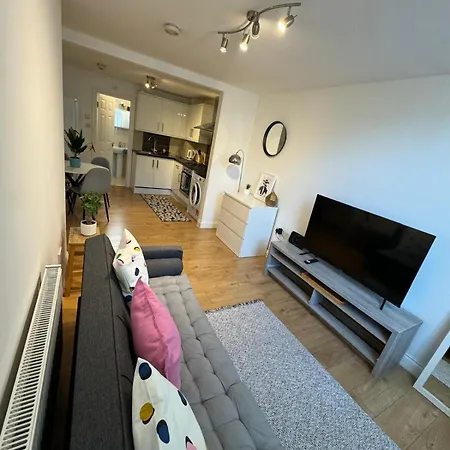 1 Bed Flat London A Step To Emirates Stadium Esterno foto