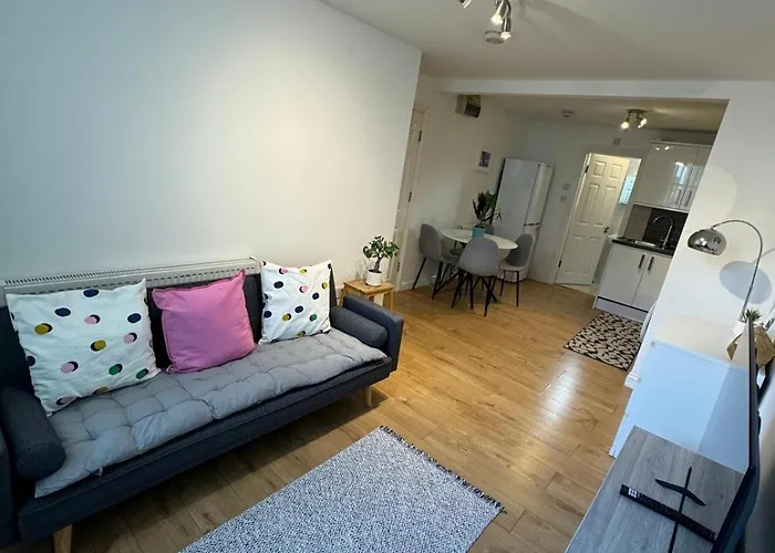 1 Bed Flat London A Step To Emirates Stadium