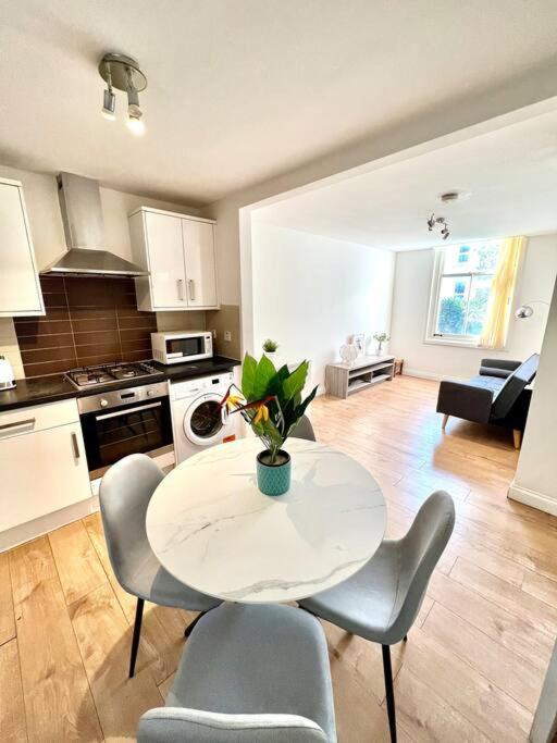Appartamento 1 Bed Flat A Step To Emirates Stadium Londra
